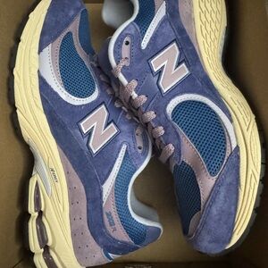 New Balance Men's Purple and Blue Sneakers